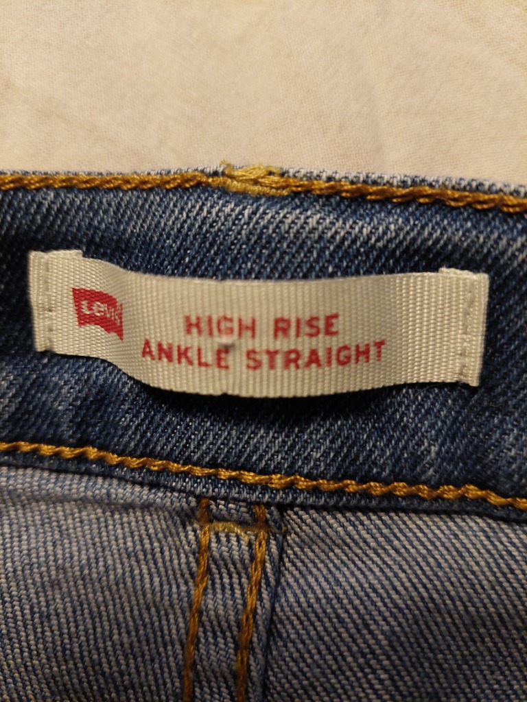 Levis gallabuxur 140