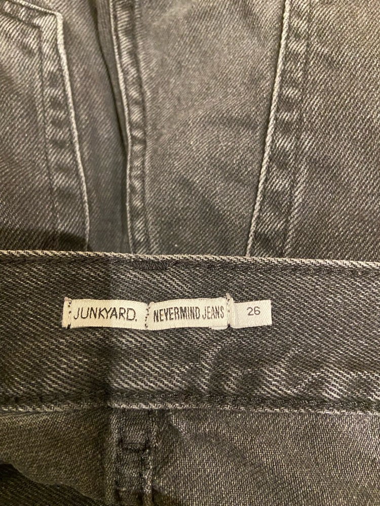 Junkyard svart jeans str 36