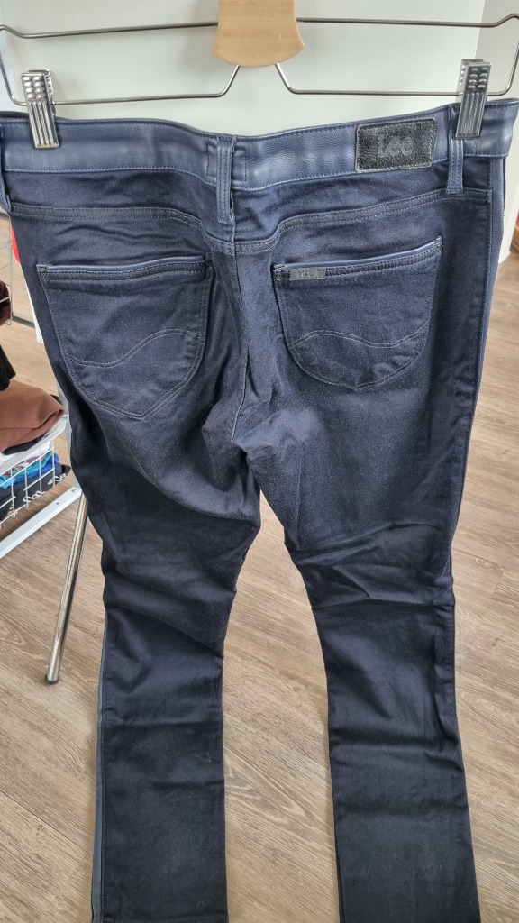Lee trousers. W31 L33