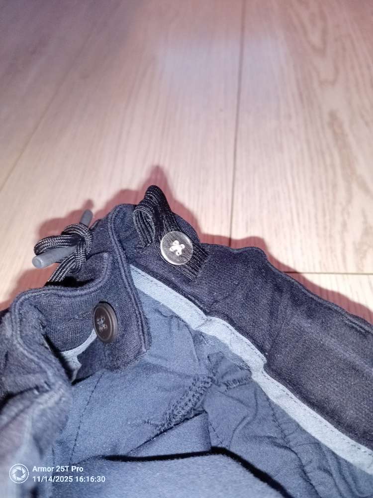 Zara sparibuxur St 134 m/styttingum