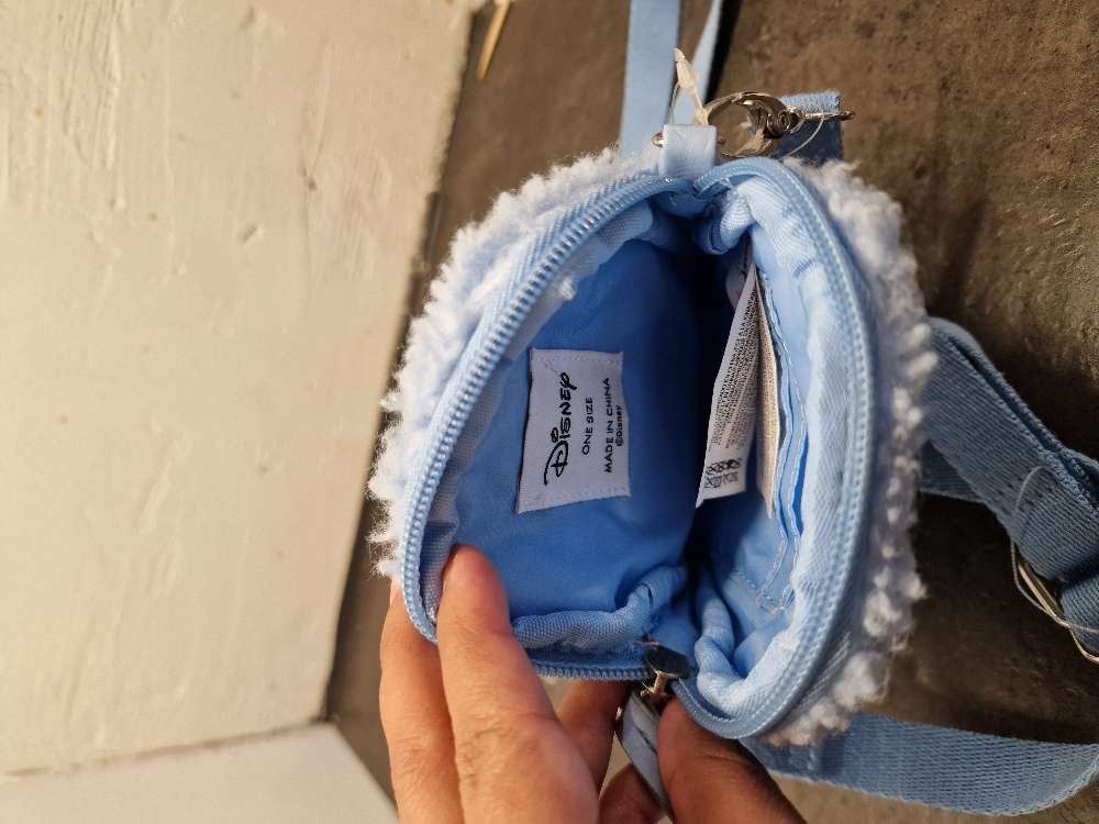 Stitch taska