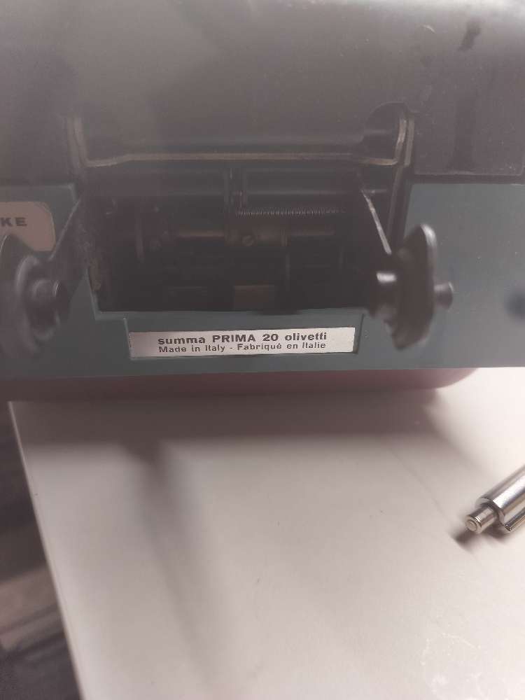 Vintage Olivetti prima