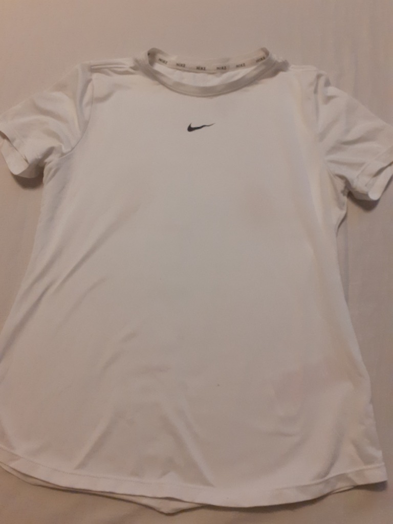 Nike bolur hvítur 146/156