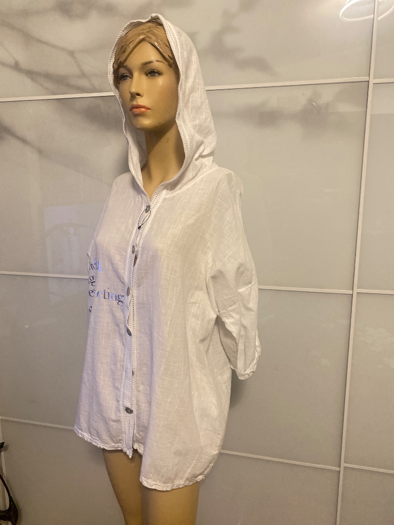 Ny lang bluse med knapper og hette ( lin