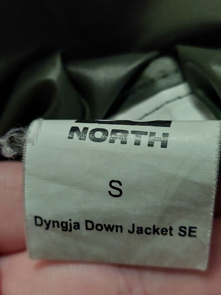66N Dyngja úlpa S