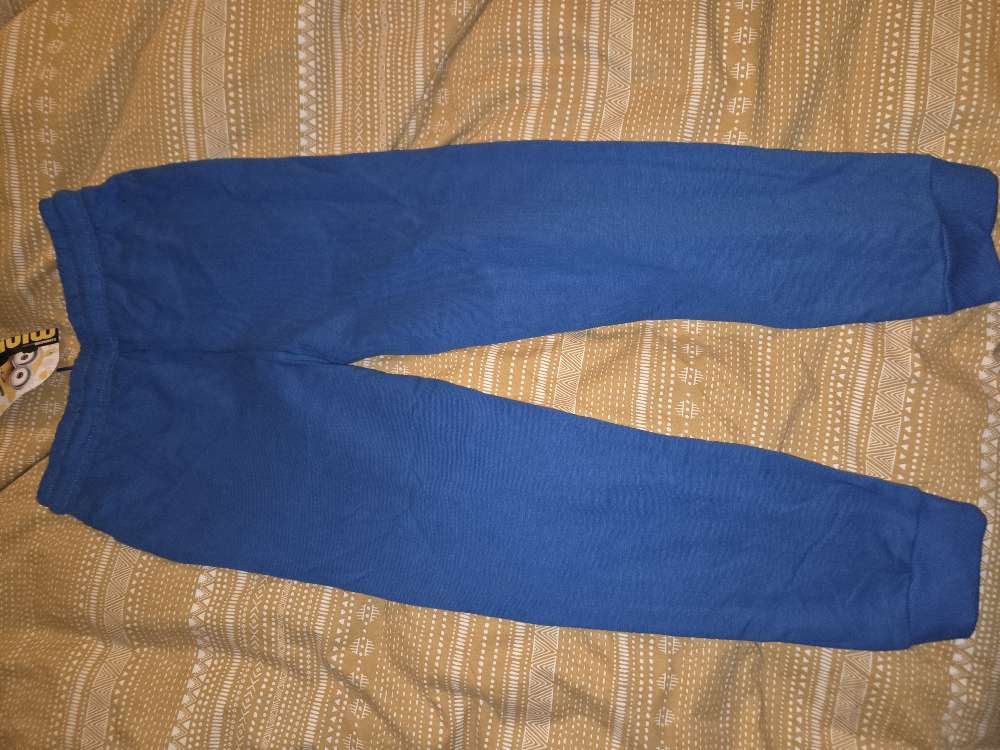 Nýjar buxur st.128 minons