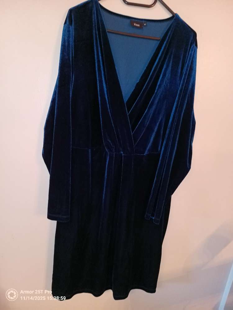 Zizzi Kóngablár flauel sparikjóll St M