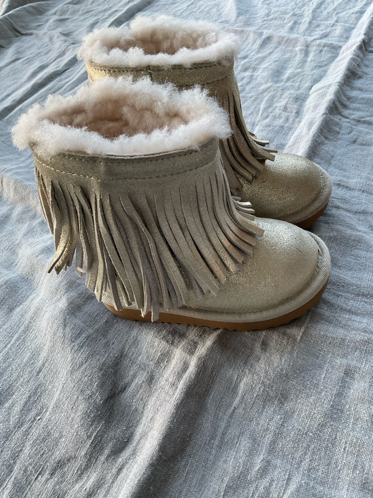 st.25 UGG skór