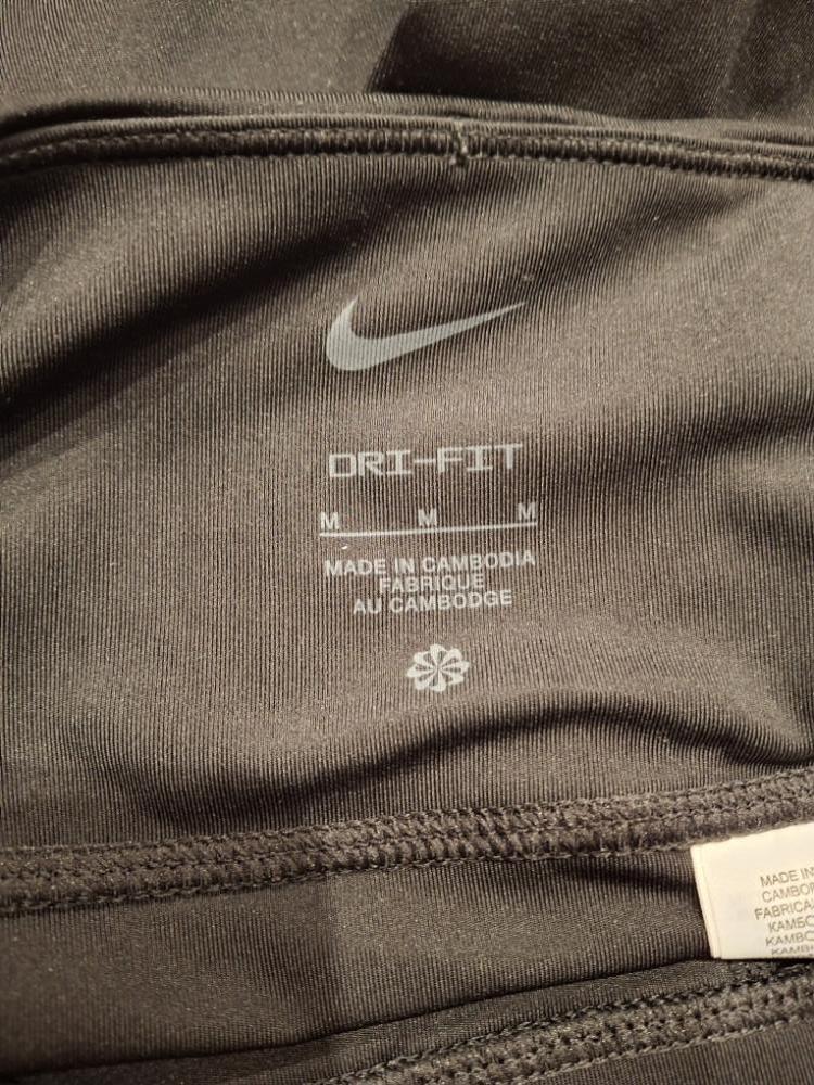 Nike hjóla/stuttbuxur stærð M