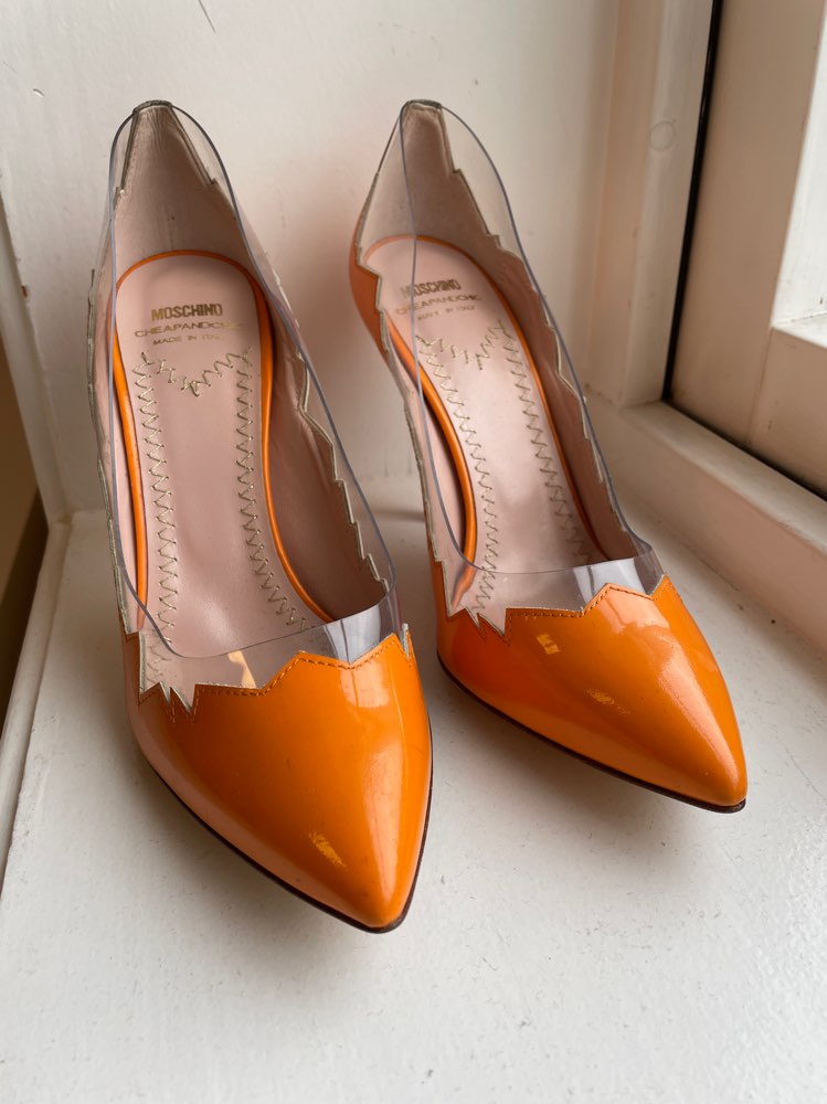 Oransje Moschino