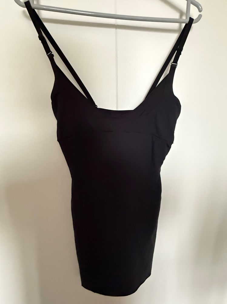 aðhalds/undirkjóll lítið nr