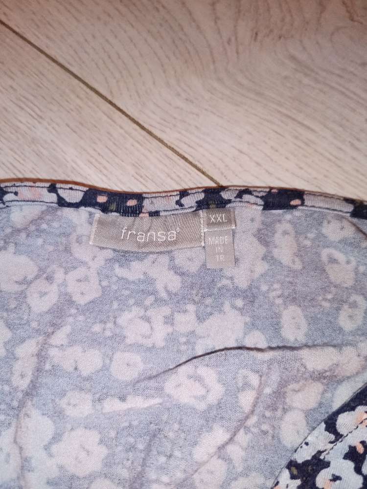 Dökkblár blómakjóll St XXL