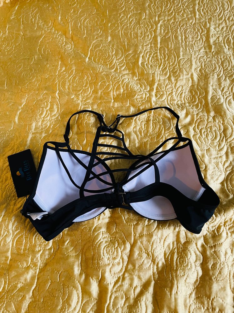 Bikini toppur og brók XL
