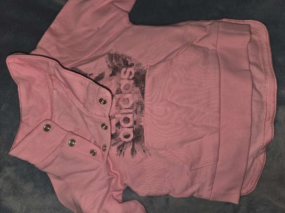 Adidas peysa st. 3-9 mán