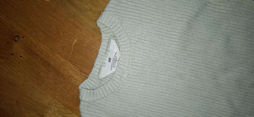 St. 158/164 mintugrænn riflaður bolur