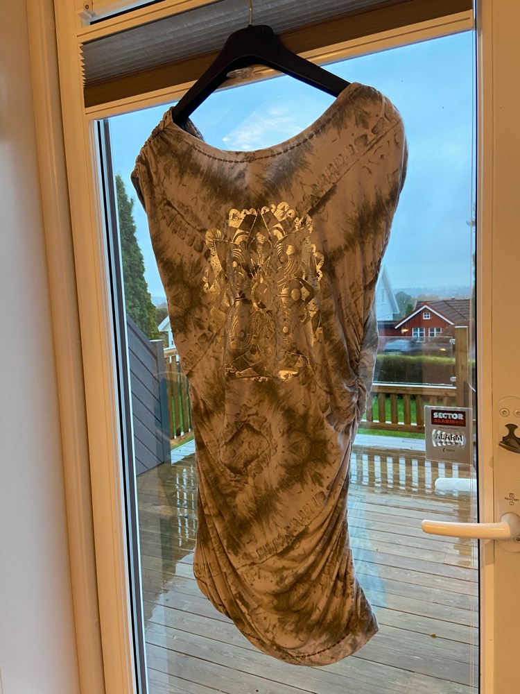 Tettsittende kjole \ topp str S