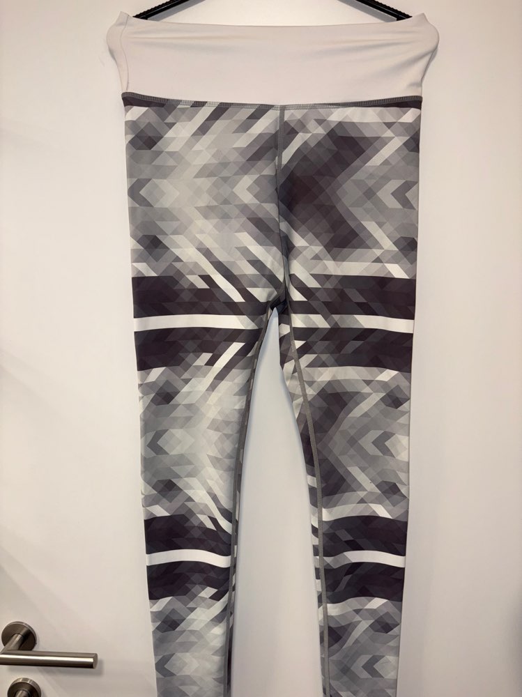 Define the line buxur st M