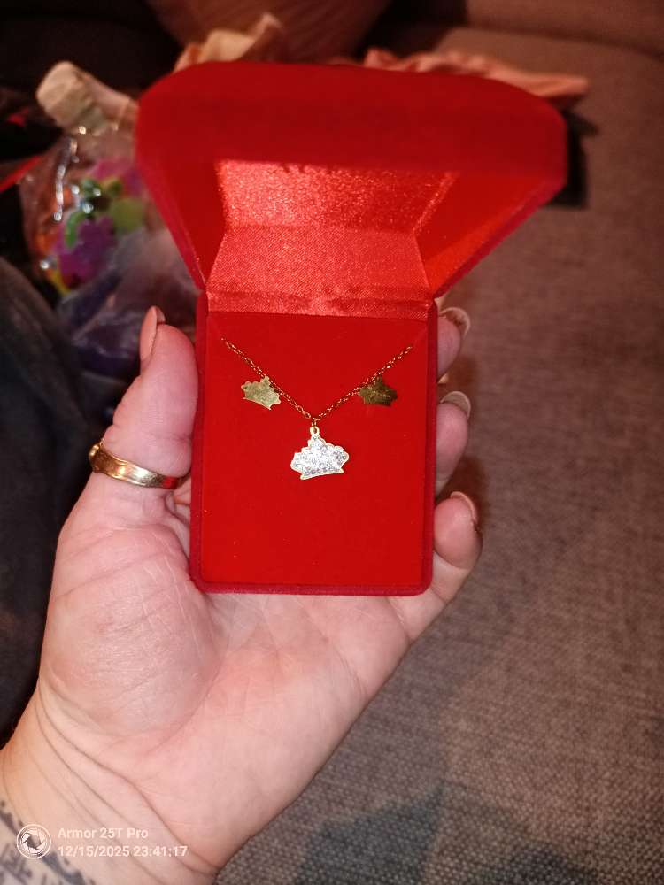 Kórónu hálsmen og eyrnalokkar