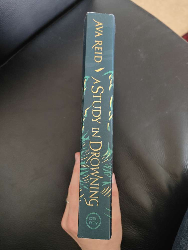 A Study in Drowning, Ava Reid