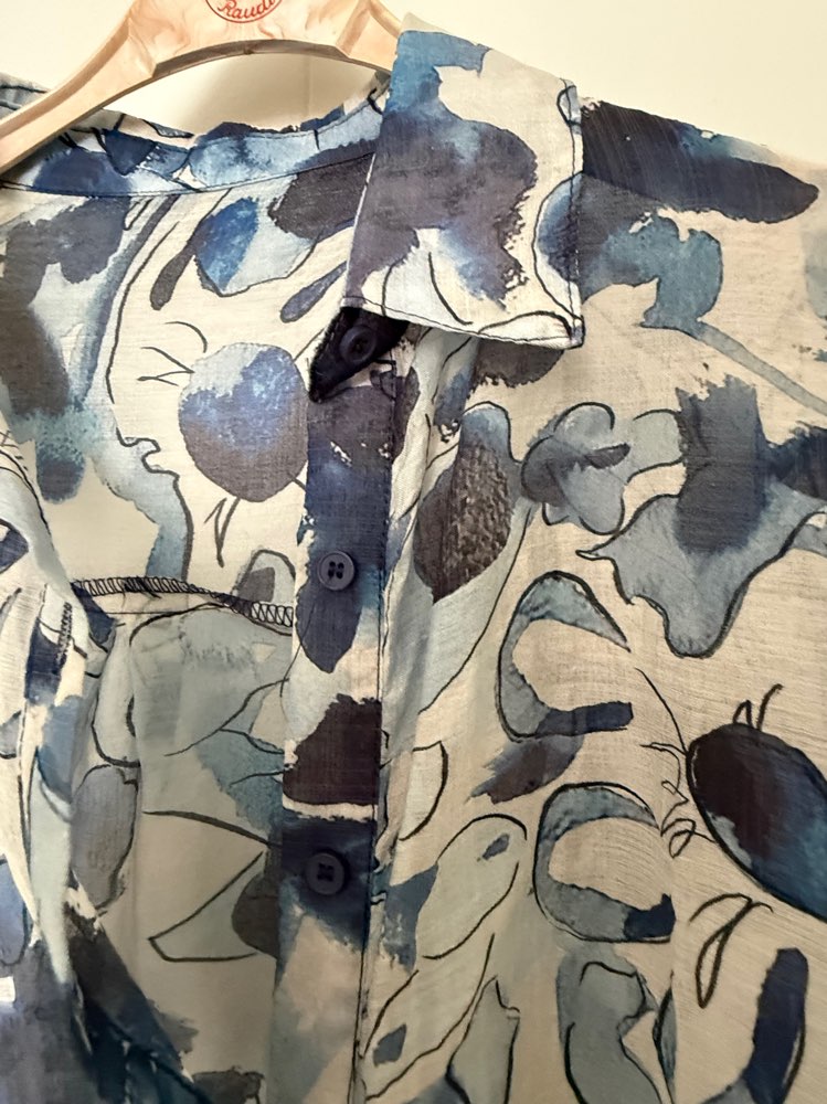 Skyrta í blá/hvít st ca L-XL