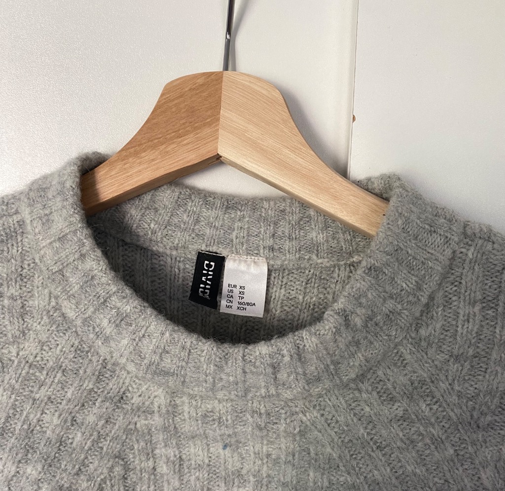 H&M harmaa neule, koko XS