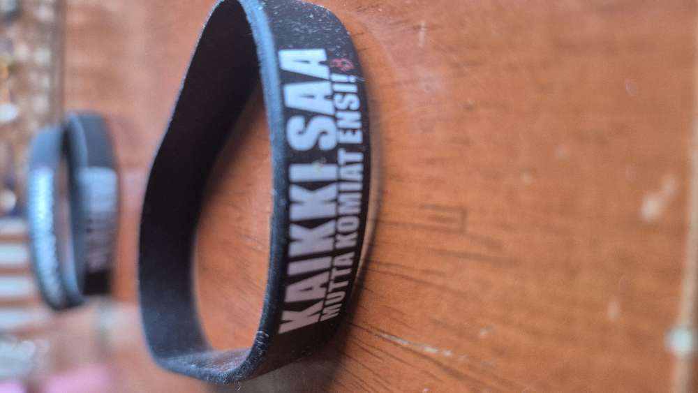 Silikoni rannekkeet 4kpl