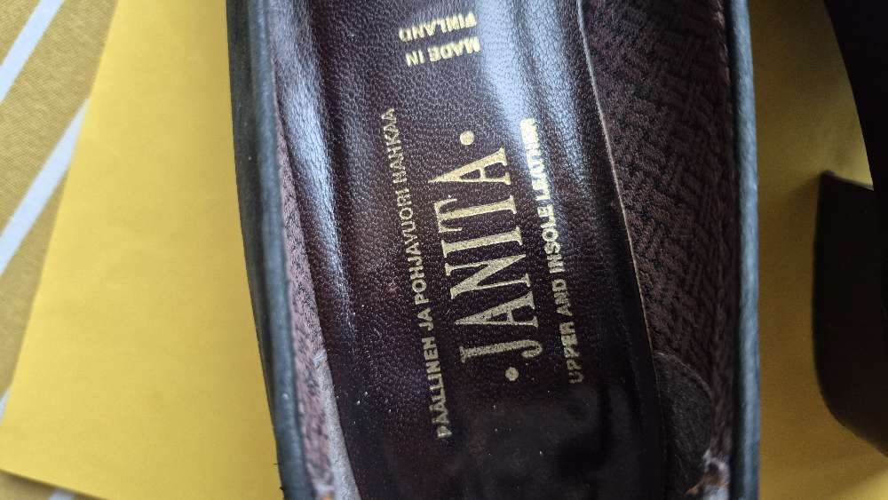 Janita pikkukengät koko 38