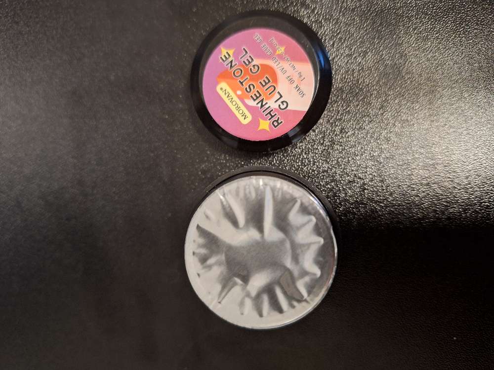 Naglaglimmer steinar og líma nýtt