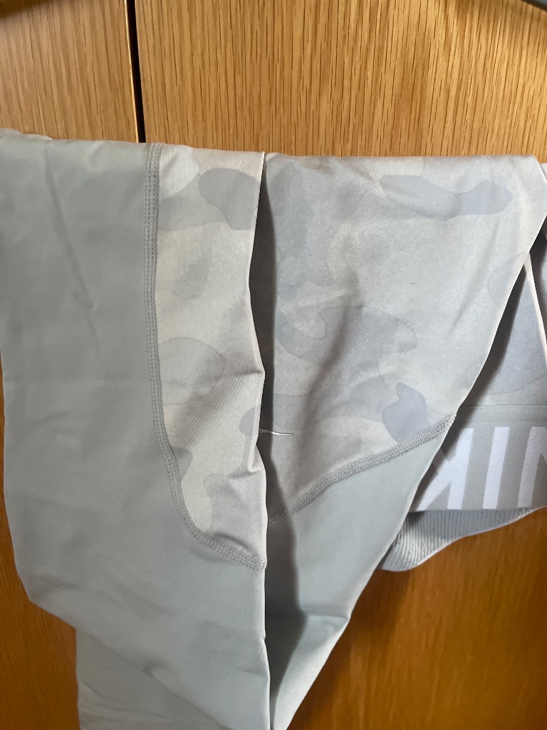 Ljósgráar nike pro æfingarbuxur i s