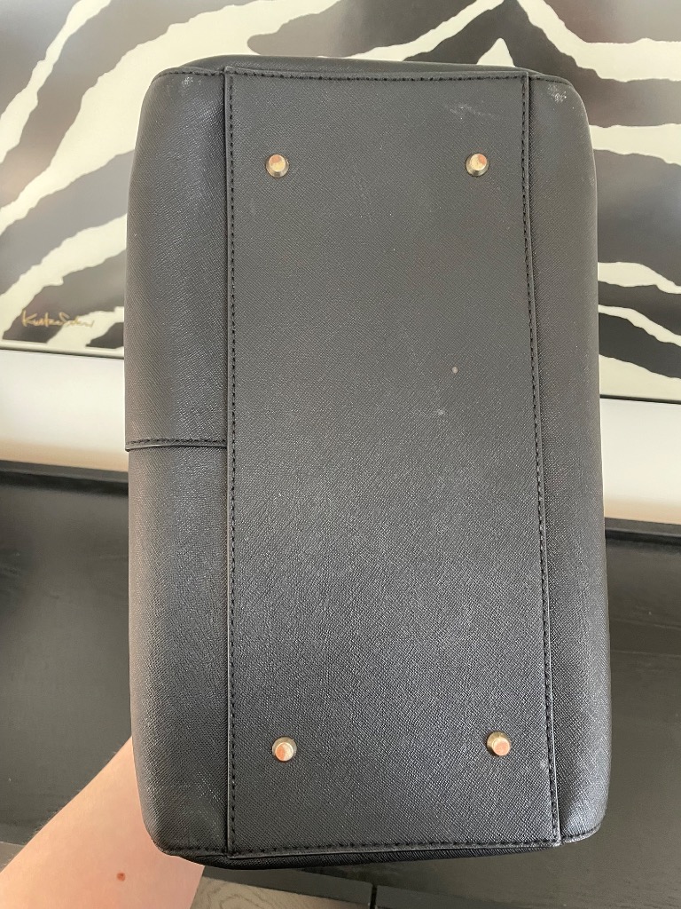 DKNY musta iso laukku 