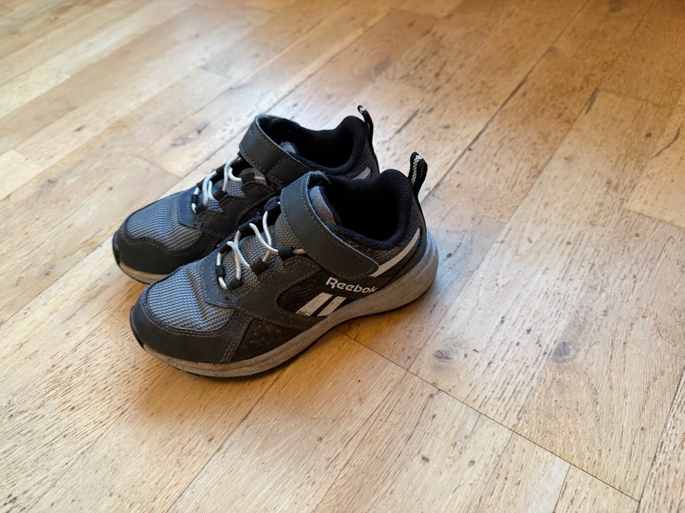 Reebok strigaskór 29