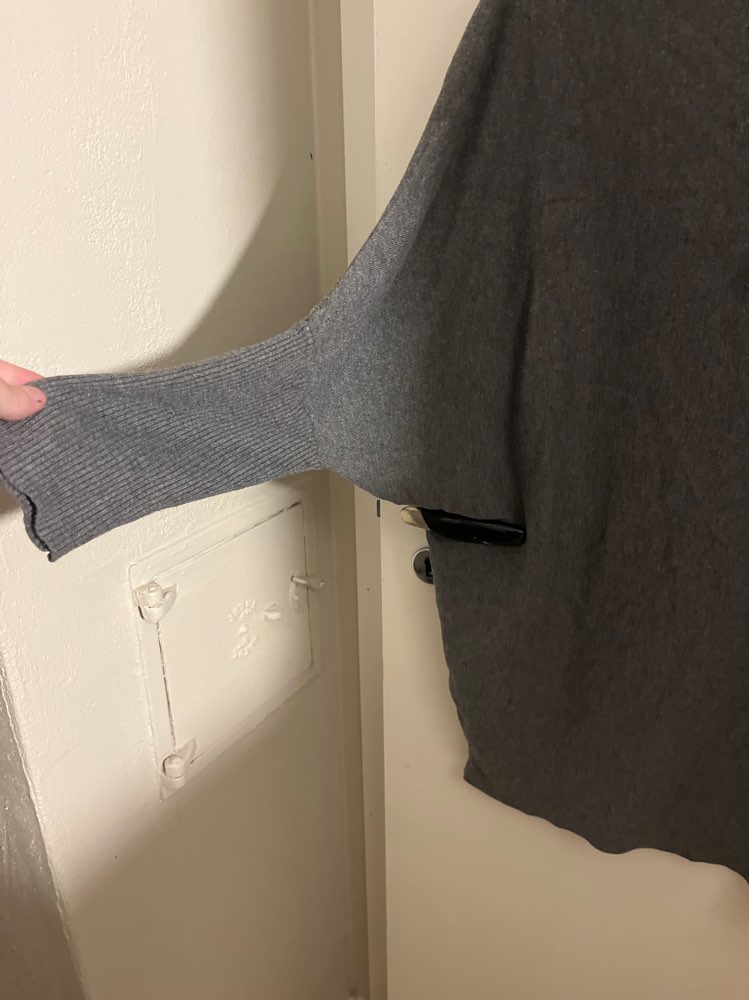 Genser med smal erm - L/XL