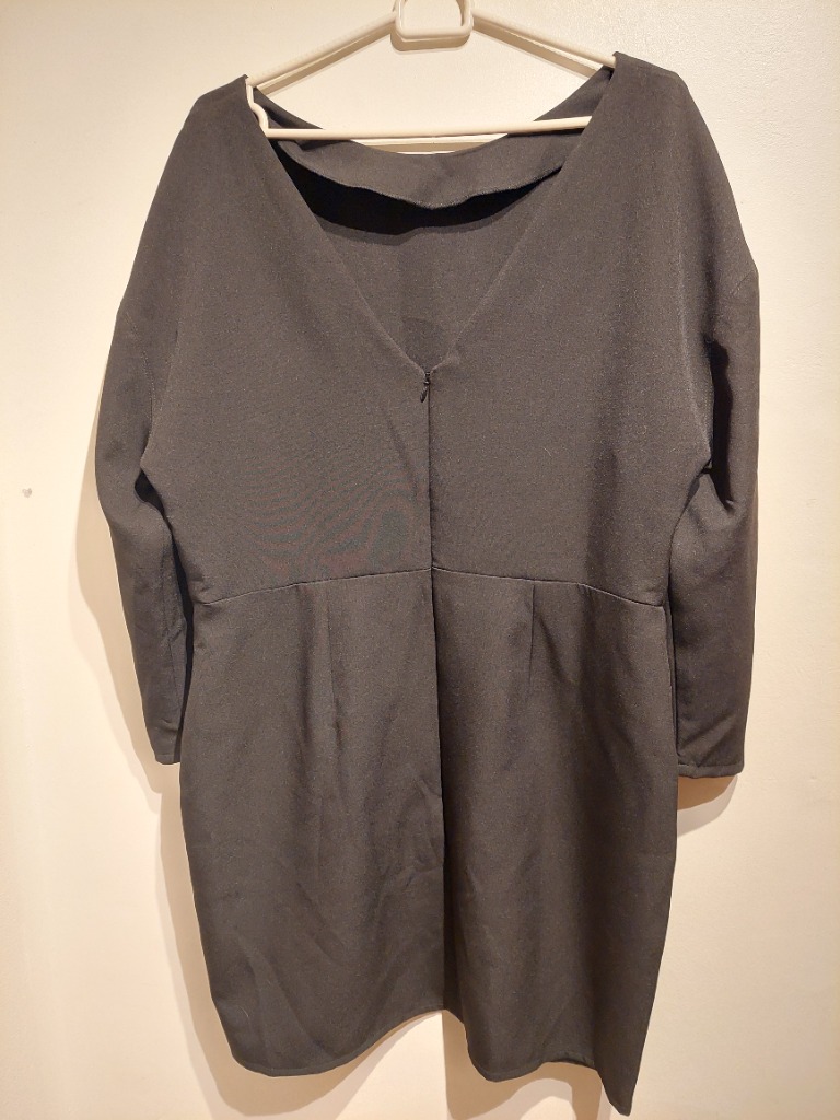 ASOS kjóll UK18