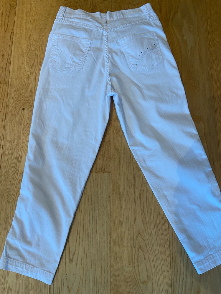 Hvit Nicole bukse str 38