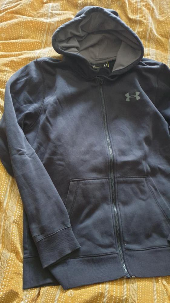 Under Armour rennd hettupeysa st.L