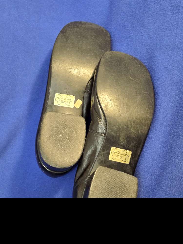 Nahkakengät Aaltonen mustat 38