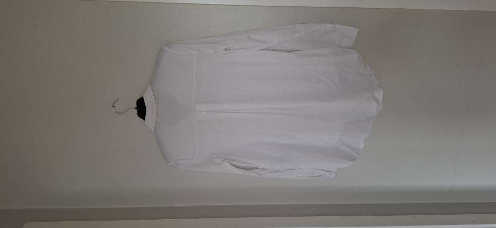 Vila hvít skyrta st. 38
