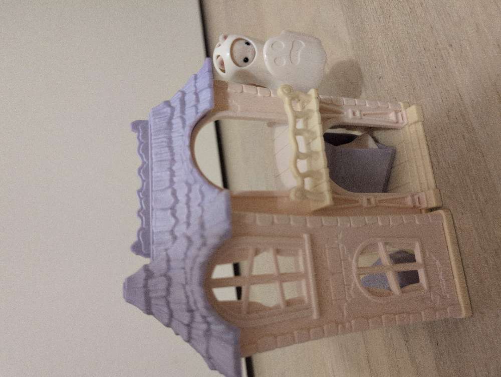 Sylvanian Family halloweentalo