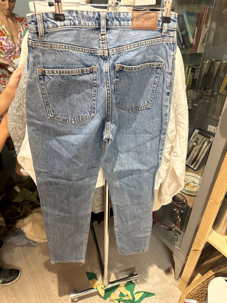 Jeans (S/27)