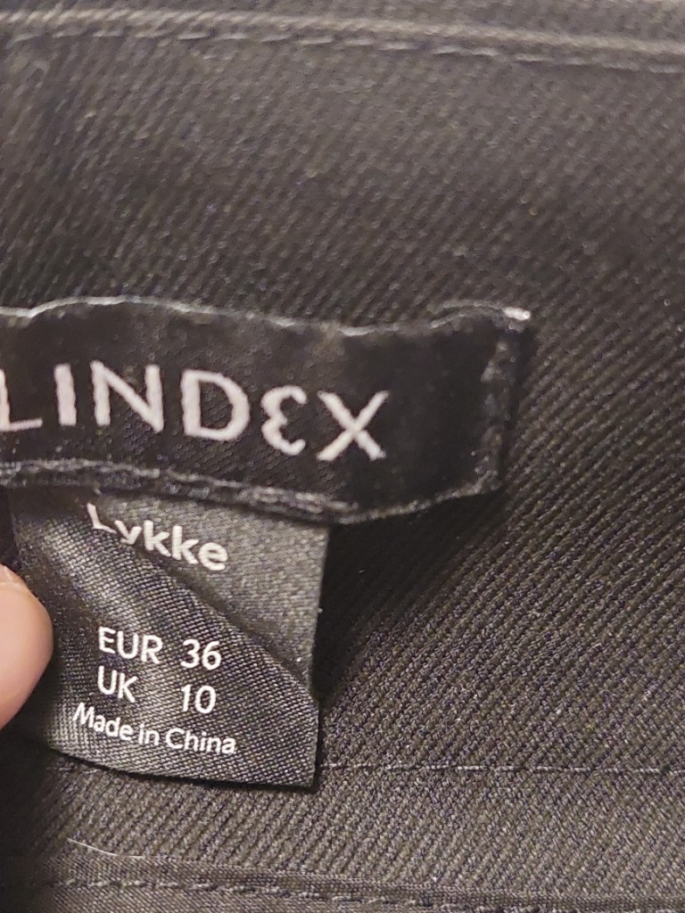 Lindex buxur 36