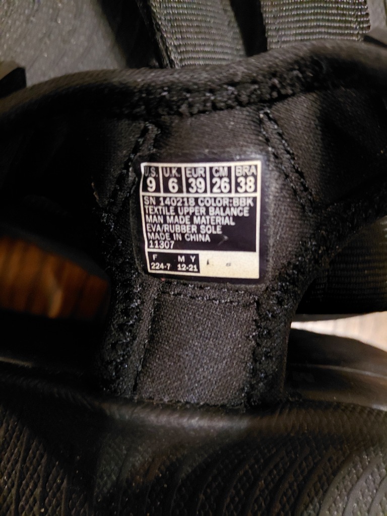 Sandaalit Skechers 39, uudet