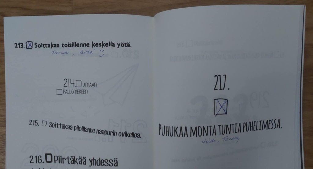 Tehtävä kirja Bucket list kaveruksille