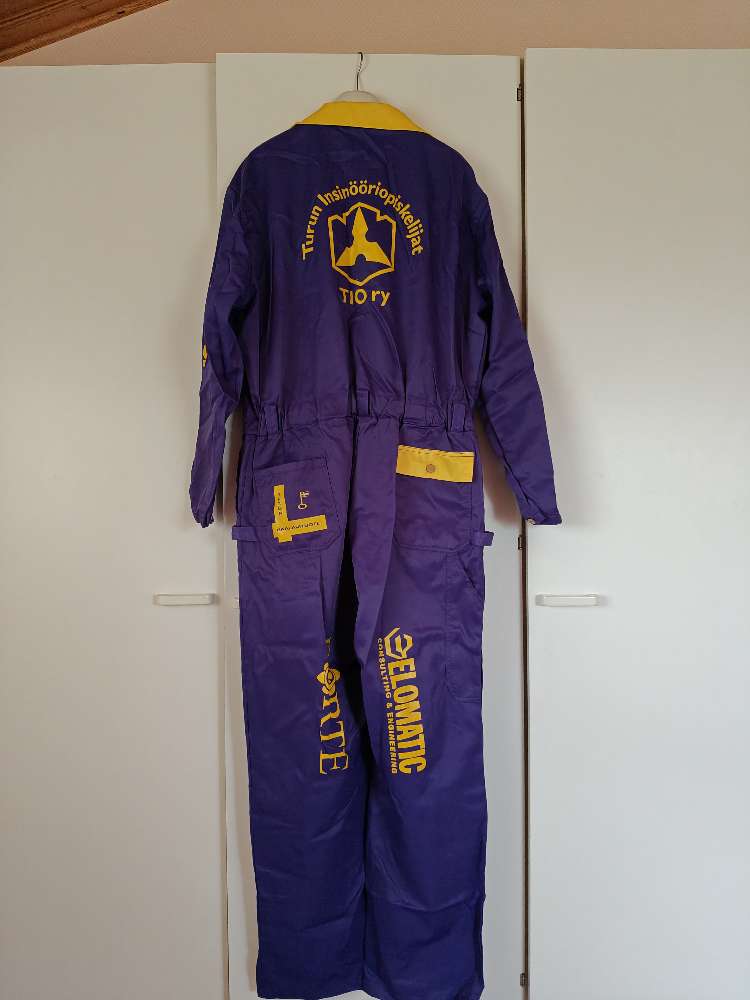 Opiskelija haalari /insinööri