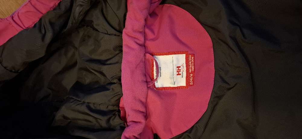 Helly Hansen st. 104 úlpa fjólubleik