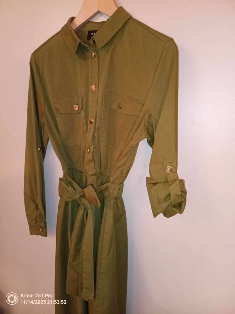 MOHITO collection grænn kjóll St 38