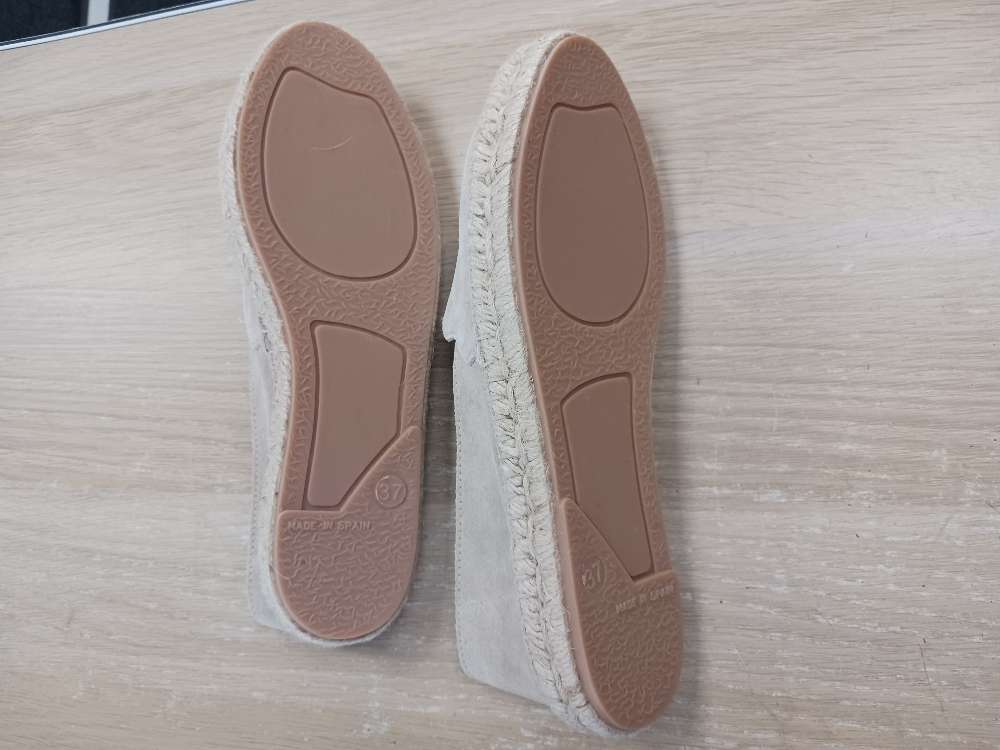Bianco vaaleat espadrillot 37