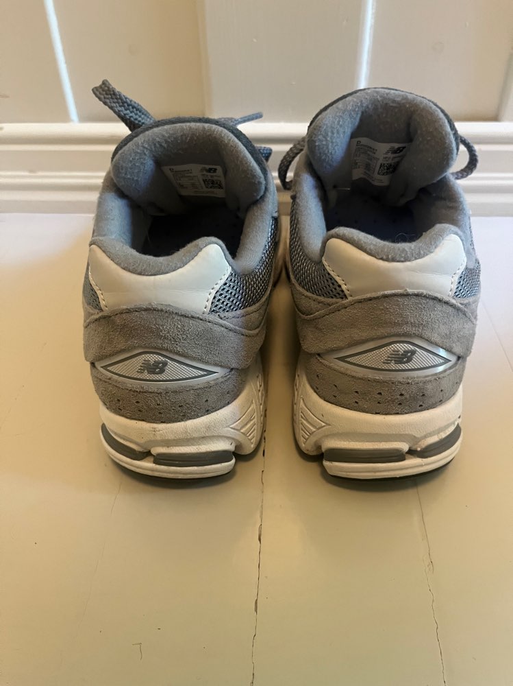 New Balance Sneakers 2002r