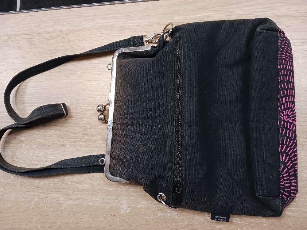 Ea design laukku pinkki/musta