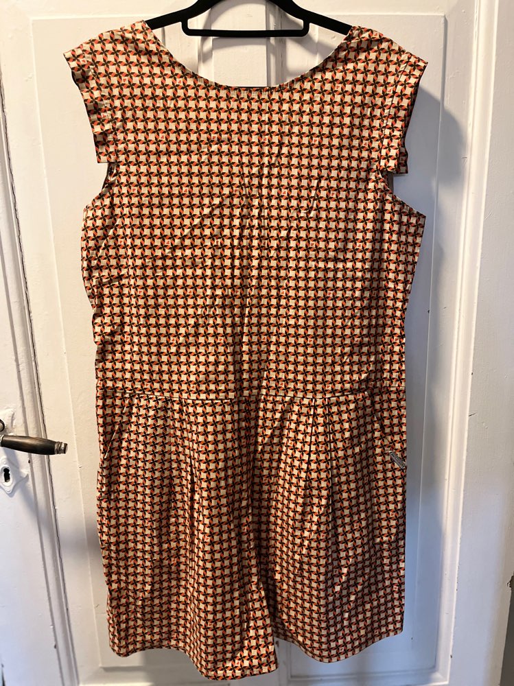 Overall/shorts, retromønster str 38