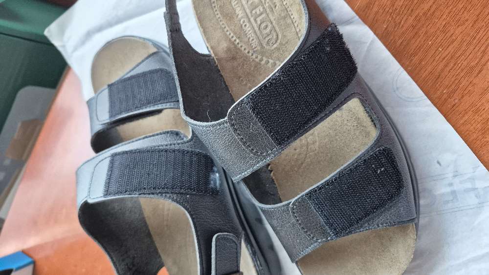 Miesten Sandaalit koko 42